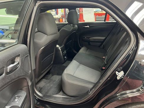 Used 2014 Chrysler 300 SRT8 Core w/ Harman/Kardon Audio Group image 8