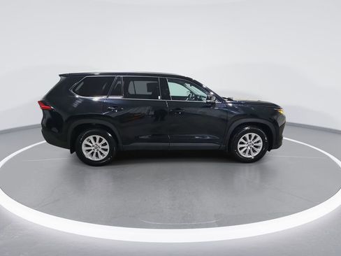 Used 2024 Toyota Grand Highlander XLE image 9