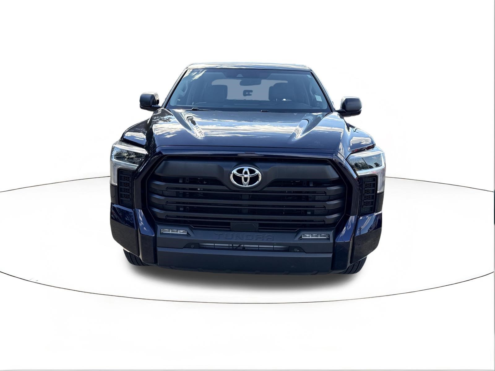 Used 2024 Toyota Tundra SR5 w/ SR5 Convenience Package AWD/4WD image 8