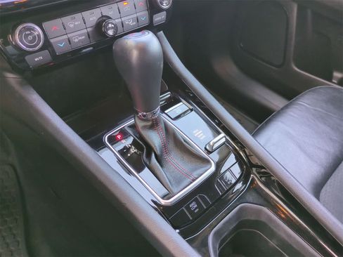 Used 2022 Jeep Compass Trailhawk image 31