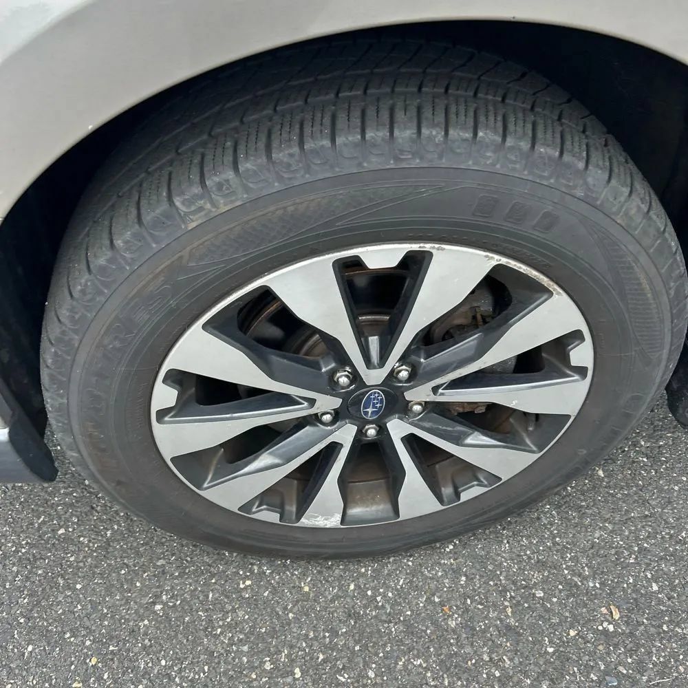 Used 2017 Subaru Outback 2.5i Limited AWD/4WD image 17