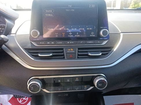 Used 2024 Nissan Altima 2.5 SR image 21