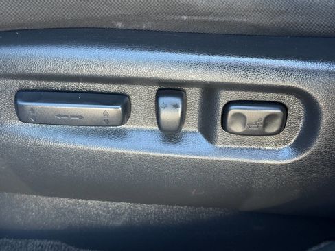 Used 2011 Honda Pilot EX image 12