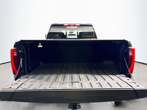 New 2025 GMC Sierra 3500 Denali w/ Denali Reserve Package image 27
