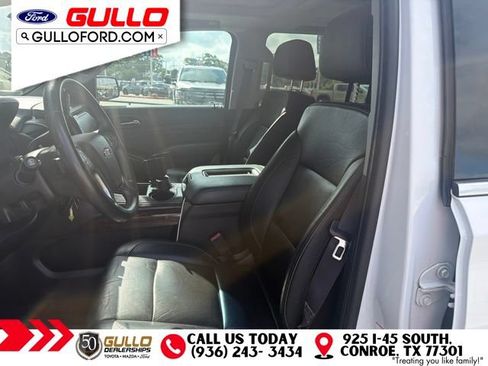 Used 2017 Chevrolet Suburban LT AWD/4WD image 9