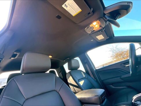 Used 2023 GMC Canyon Elevation w/ Elevation Premium Package image 14