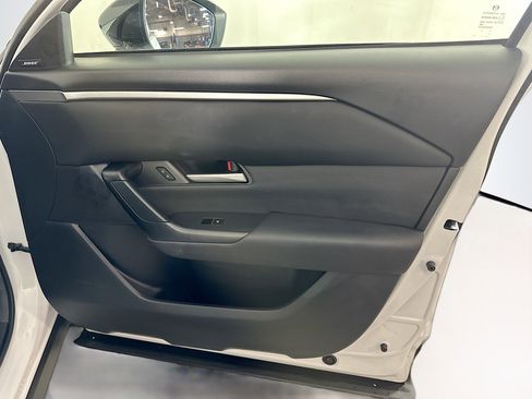 Used 2025 MAZDA CX-50 AWD 2.5 S w/ Premium Package image 34