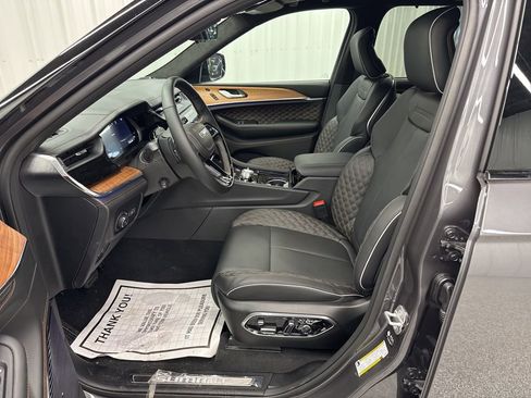 New 2026 Jeep Grand Cherokee Summit w/ Adv Protech Group IV AWD/4WD image 20