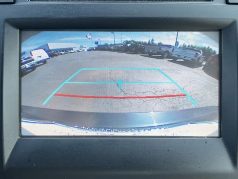 Used 2017 Toyota Camry LE FWD image 11