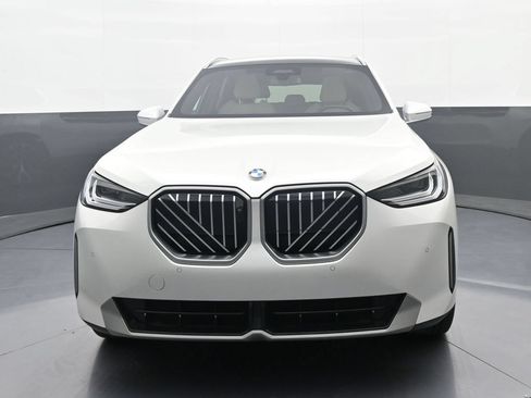 New 2026 BMW X3 xDrive30i w/ Premium Package AWD/4WD image 2