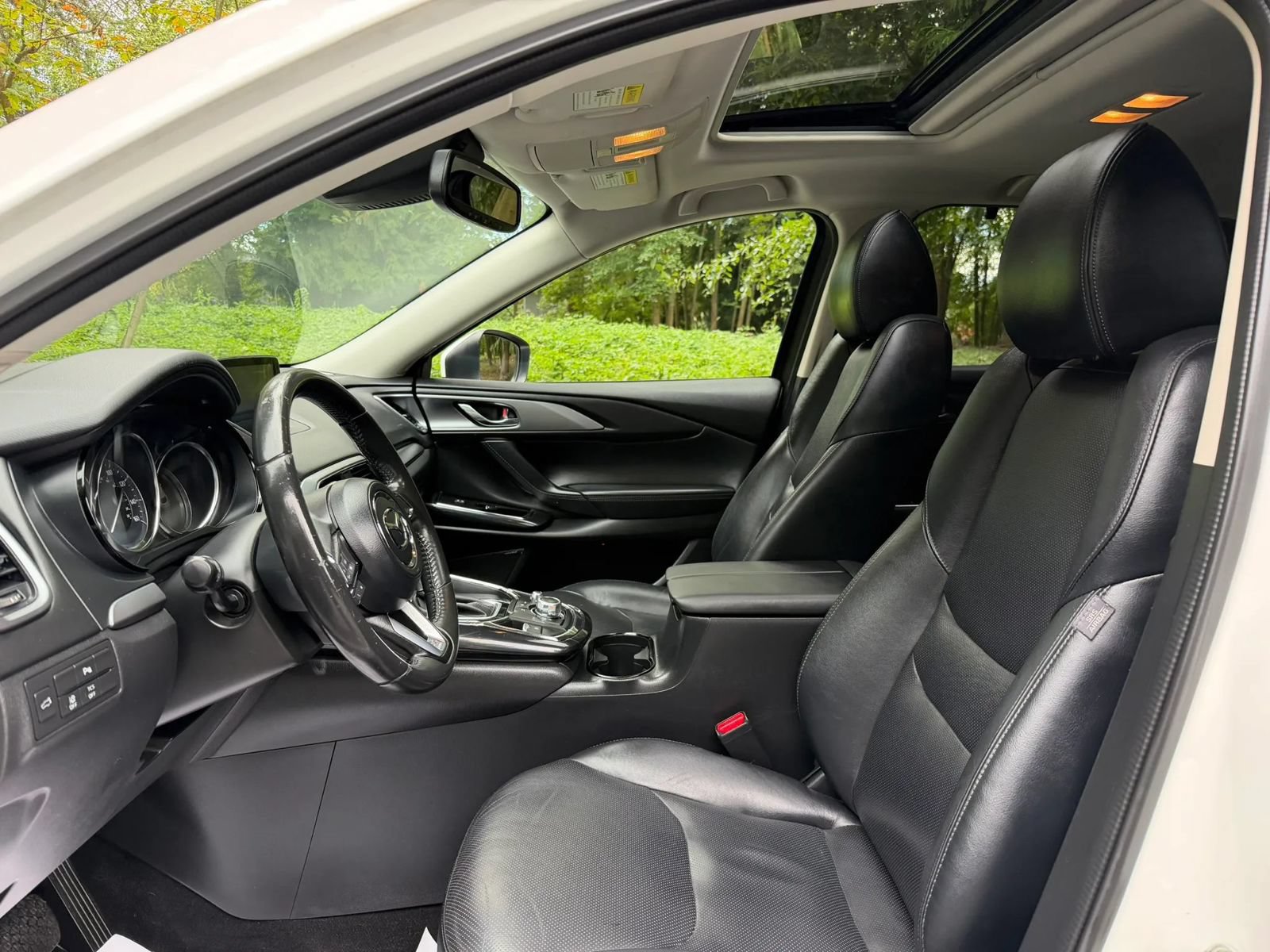 Used 2018 MAZDA CX-9 Touring w/ Touring Premium Package AWD/4WD image 3