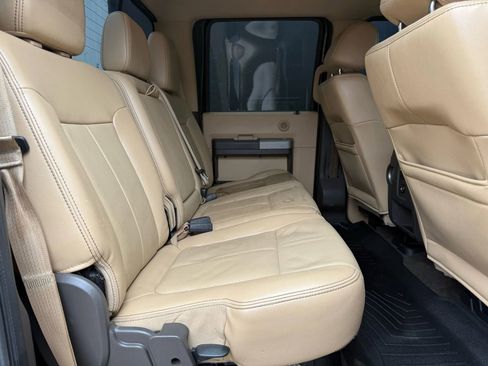 Used 2013 Ford F350 Lariat w/ Chrome Pkg image 11