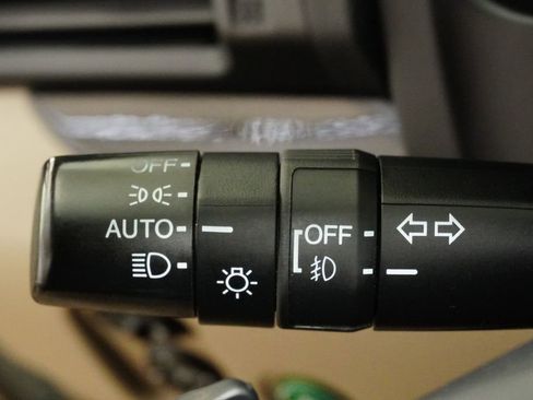 Used 2020 Honda Pilot Touring image 25