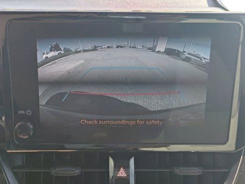 Used 2024 Toyota Corolla Cross L image 20