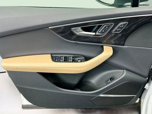 Certified 2025 Audi Q7 2.0T Premium Plus w/ Premium Plus Package image 23