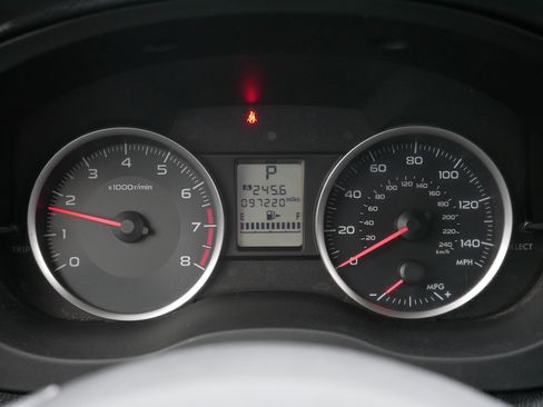 Used 2013 Subaru Crosstrek 2.0i Premium image 21