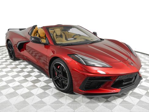 Used 2023 Chevrolet Corvette Stingray Premium Conv w/ Z51 Performance Package RWD image 2