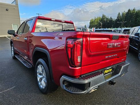 Used 2022 GMC Sierra 1500 SLT w/ SLT Convenience Package image 3