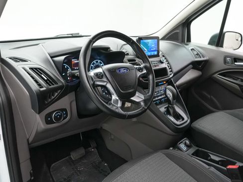 Certified 2022 Ford Transit Connect XLT image 12