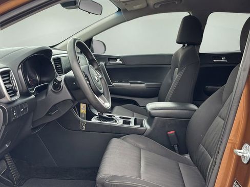 Used 2021 Kia Sportage LX AWD/4WD image 17