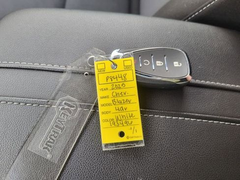 Used 2025 Chevrolet Blazer LT FWD image 26
