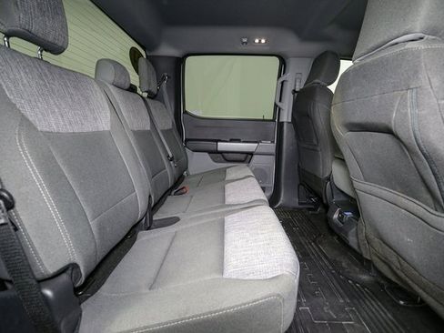 Used 2024 Ford F250 XLT w/ FX4 Off-Road Package image 17