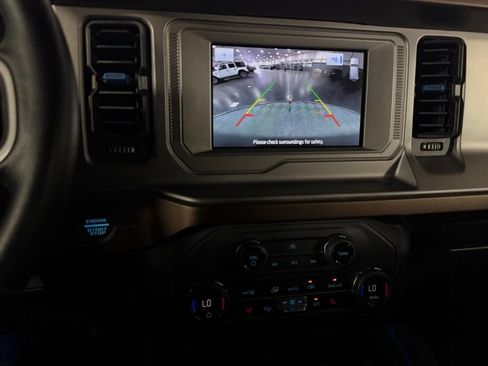 Used 2023 Ford Bronco Outer Banks AWD/4WD image 16