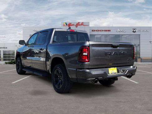 New 2026 RAM 1500 Express AWD/4WD image 3
