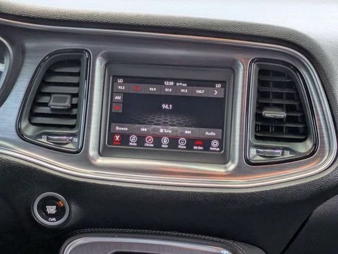 Used 2018 Dodge Challenger SXT RWD image 19