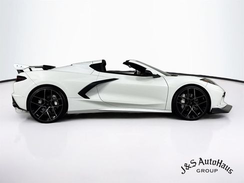 Used 2021 Chevrolet Corvette Stingray Premium Cpe w/ Z51 Performance Package RWD image 8