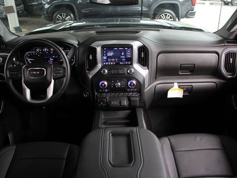 Certified 2021 GMC Sierra 1500 SLT image 28
