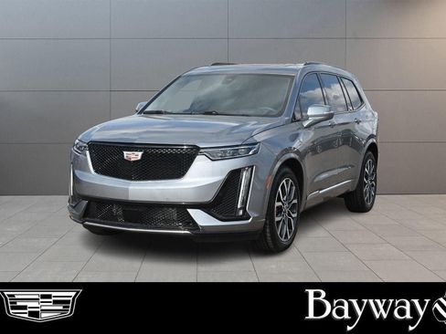 New 2025 Cadillac XT6 Sport w/ Platinum Package image 1