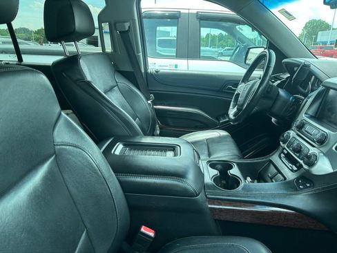 Used 2016 GMC Yukon XL SLT AWD/4WD image 7