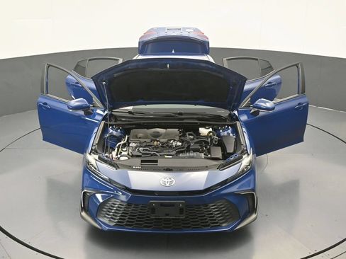 Used 2025 Toyota Camry SE FWD image 69