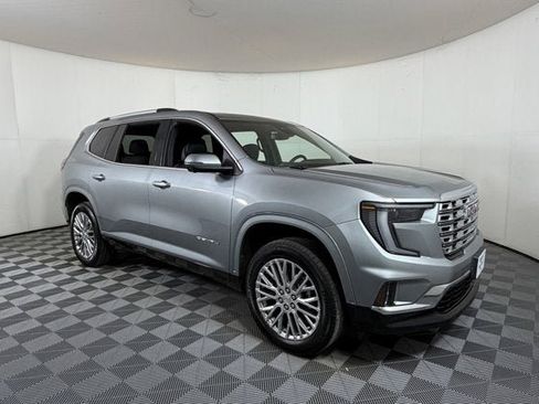 Used 2025 GMC Acadia Denali image 1
