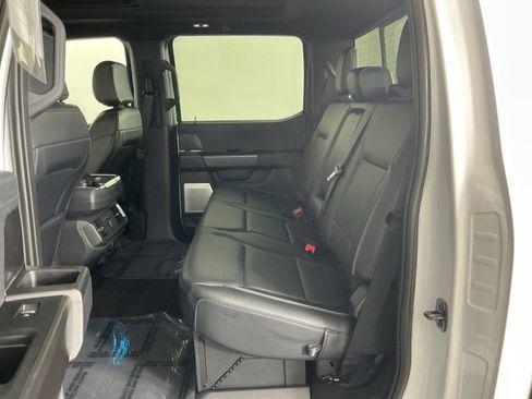 Used 2025 Ford F150 Lariat w/ Equipment Group 502A High image 31