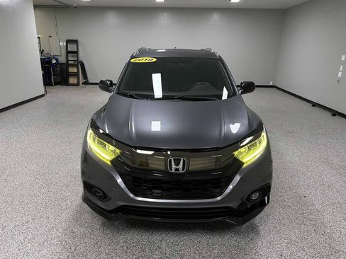 Used 2019 Honda HR-V Sport image 8
