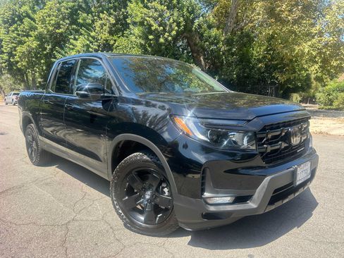 Used 2026 Honda Ridgeline Black Edition image 1
