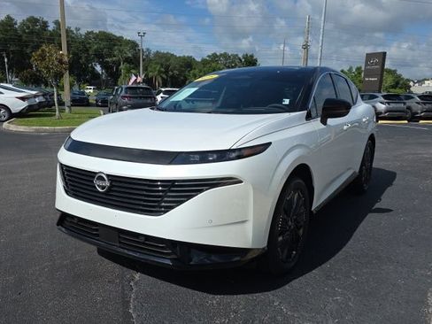 Used 2025 Nissan Murano Platinum w/ Cargo Package AWD/4WD image 2