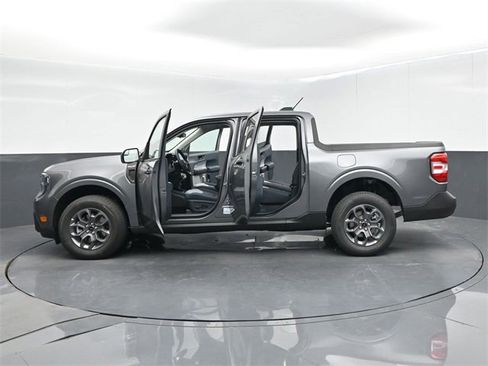 New 2025 Ford Maverick XLT w/ XLT Luxury Package image 60