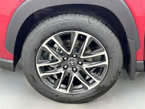 New 2026 Toyota Corolla Cross XLE image 8