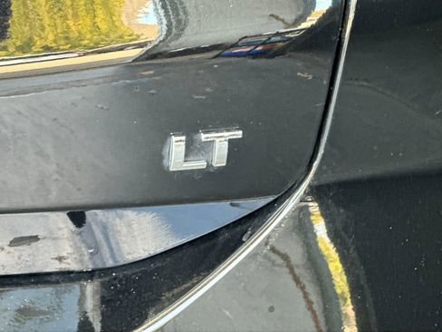 Used 2024 Chevrolet Equinox LT image 25