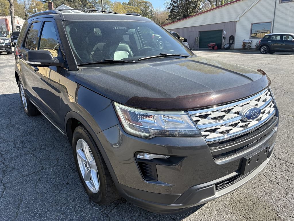 Used 2019 Ford Explorer XLT w/ Equipment Group 202A FWD image 7