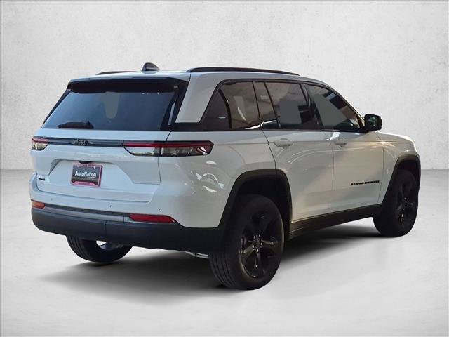 New 2026 Jeep Grand Cherokee Limited w/ Limited Altitude Package AWD/4WD image 2