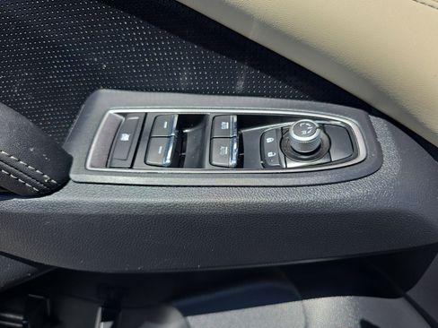 Used 2021 Subaru Ascent Limited w/ Technology Package AWD/4WD image 30