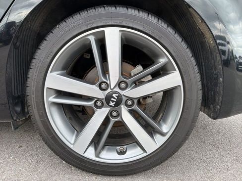 Used 2017 Kia Forte EX FWD image 12