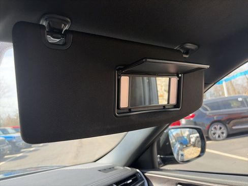 Used 2024 Jeep Grand Cherokee Limited w/ Black Appearance Package image 37