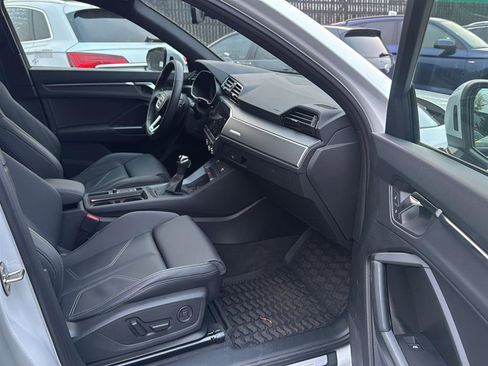 Used 2025 Audi Q3 2.0T Premium w/ Convenience Package image 14