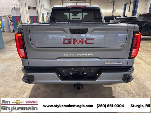 New 2026 GMC Sierra 1500 Elevation image 7