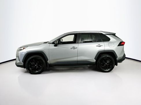 Used 2023 Toyota RAV4 LE FWD image 8